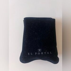 El Portal Inflatable Pillow